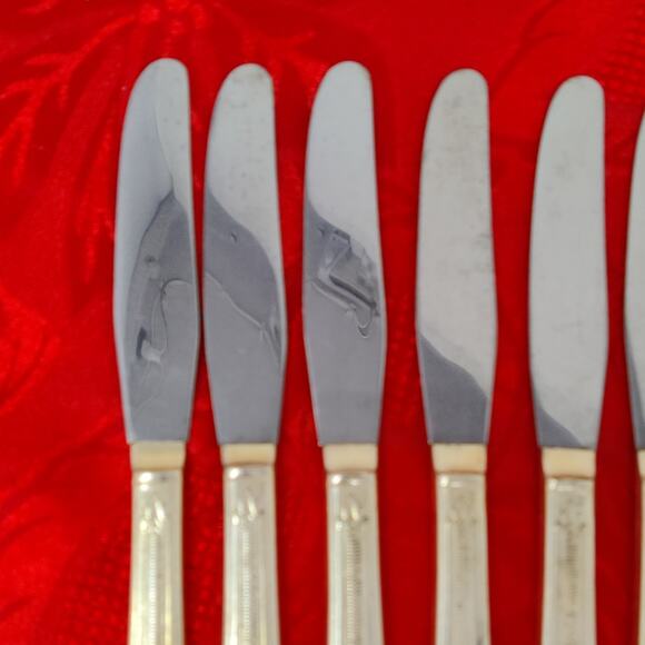 8X BK COTILLION Rogers Vintage Silverplate Flatware IS Butter Knives - Picture 10 of 13